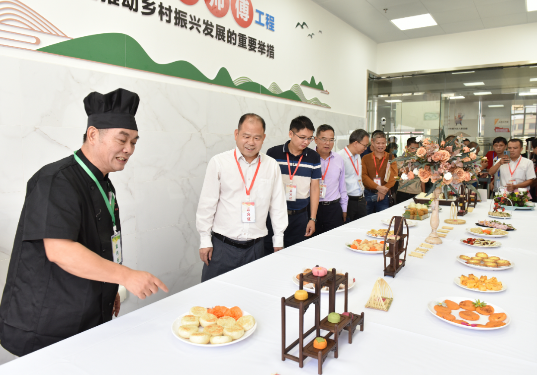 20231031送技下鄉(xiāng)、跨市聯(lián)動、比拼技能！廣東各地縱深推進“粵菜師傅”工程_2